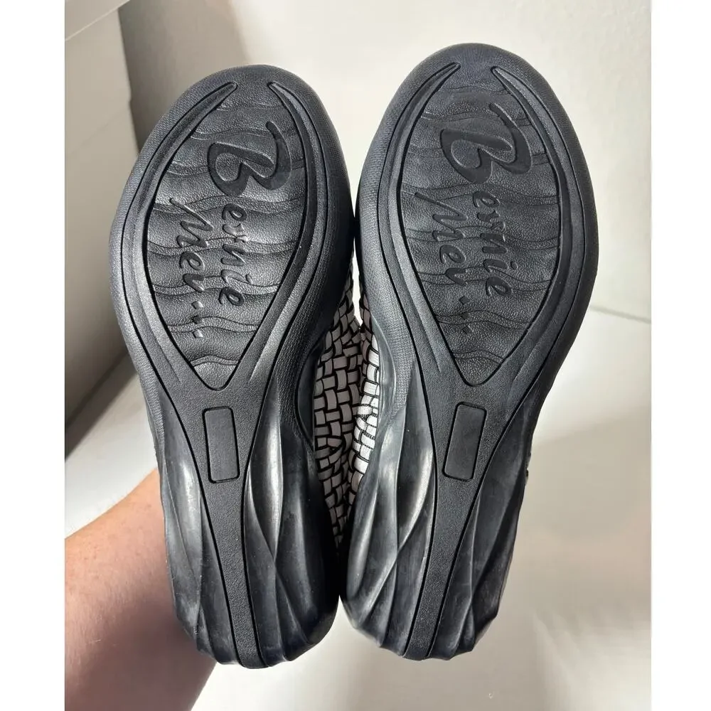 Bernie Mev NWOT Size 5 (EU 36) Margo Mary Jane Flats Slip-On Comfort Gray/Black